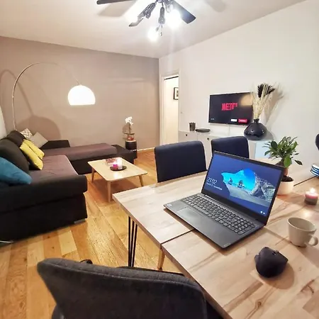 Le Calme Du Sentier - Marne Apartamento