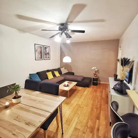 Le Calme Du Sentier - Marne Apartment *